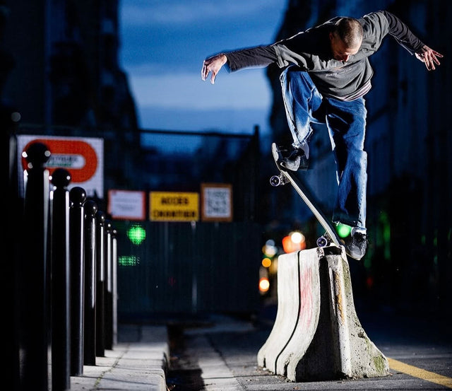 MIND GAMES - Austyn Gillette & Val Bauer