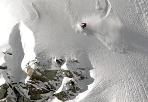 DC Snowboarding: Devun Walsh x Ryan Tiene